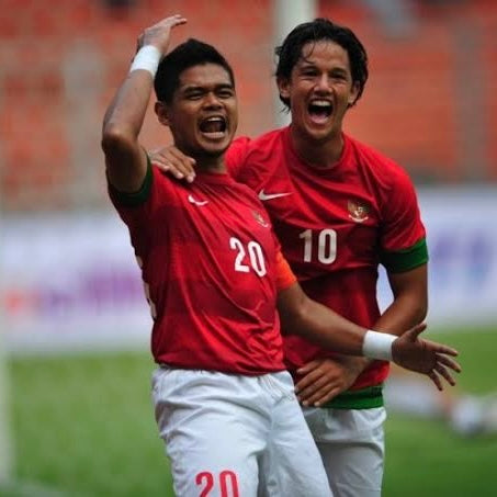 2012/14 Indonesia Home Shirt - Bambang Pamungkas