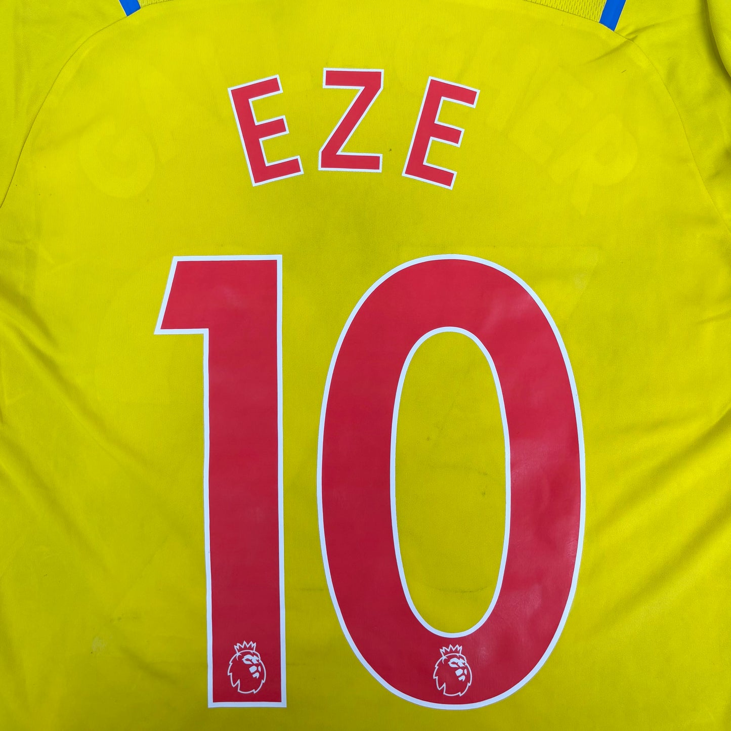 2021/22 Crystal Palace Away Shirt - Eze - L