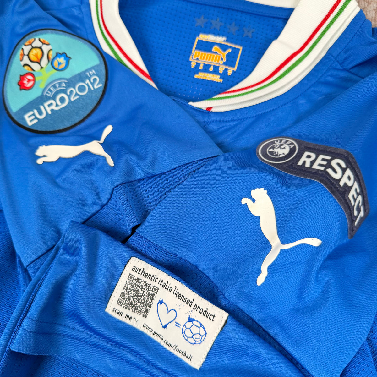 2012/13 Italy Home Shirt - Balotelli - M