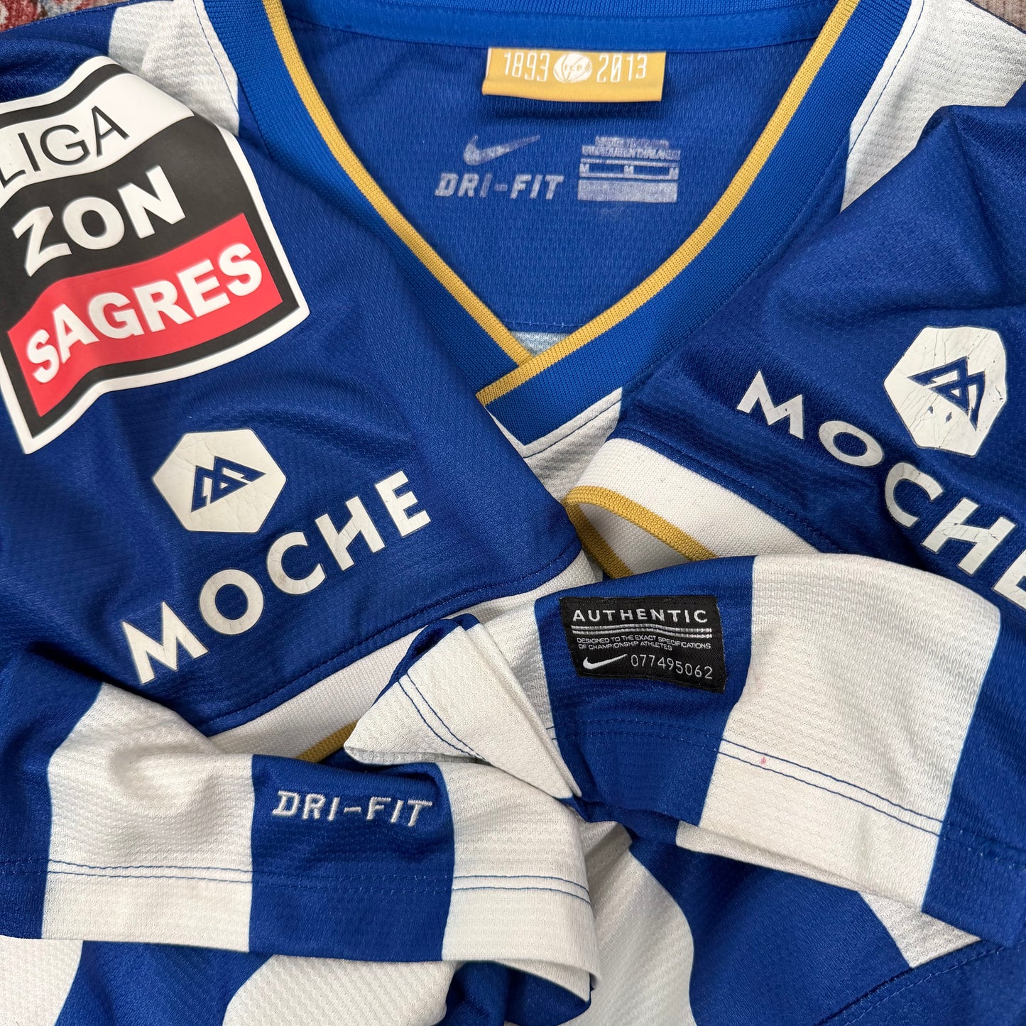 2013/14 FC Porto Home Shirt - Ricardo - M