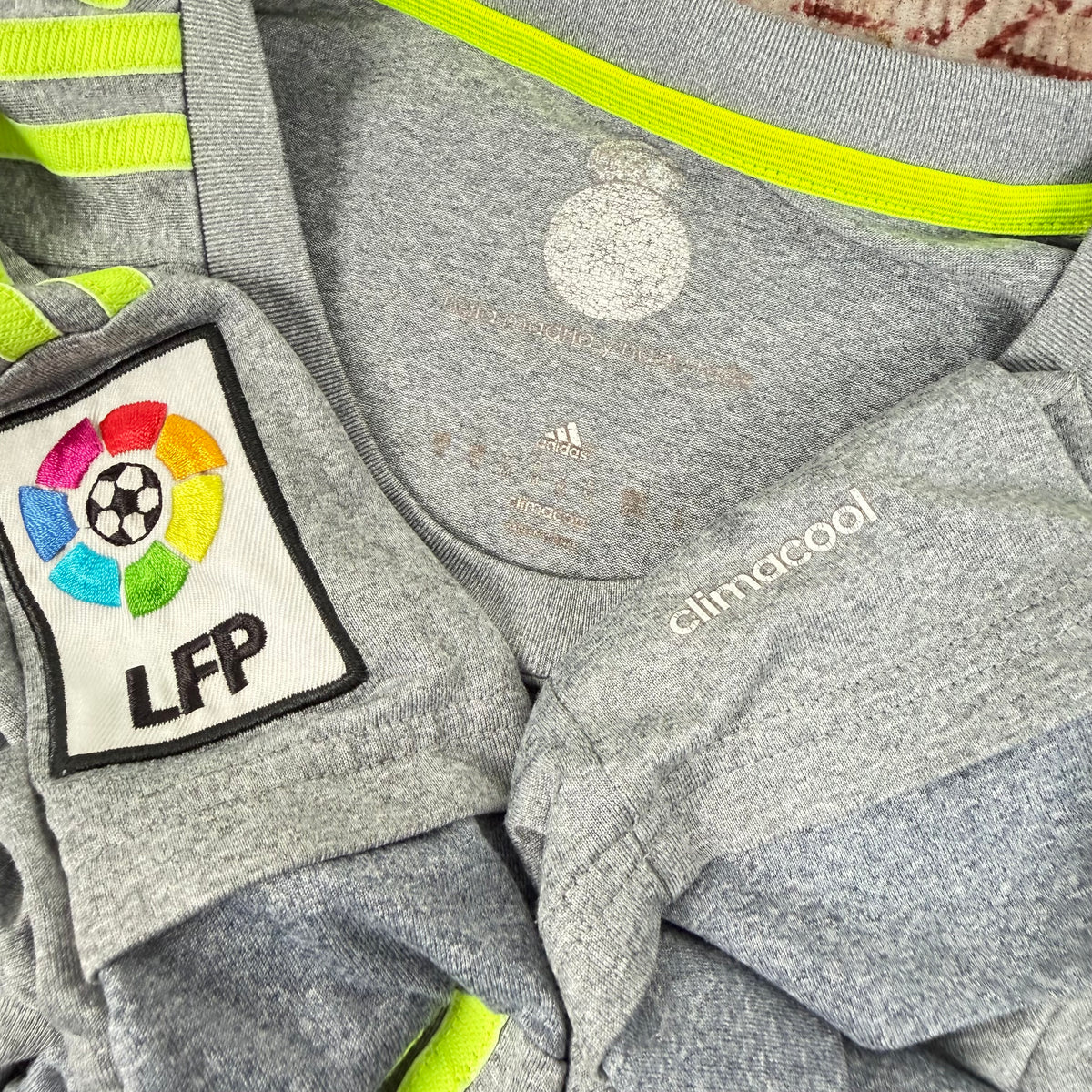 2015/16 Real Madrid Away Longsleeve Shirt - Cristiano Ronaldo - M