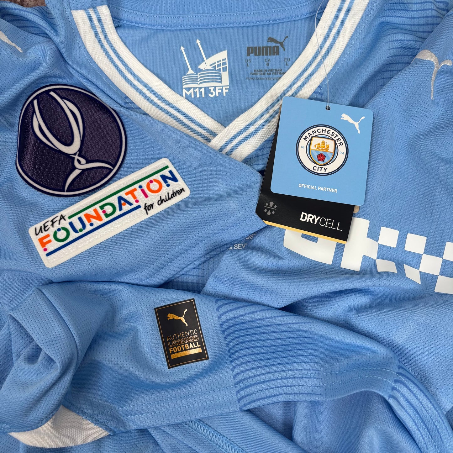 2023/24 Manchester City Home Shirt - Haaland - L - New with Tag