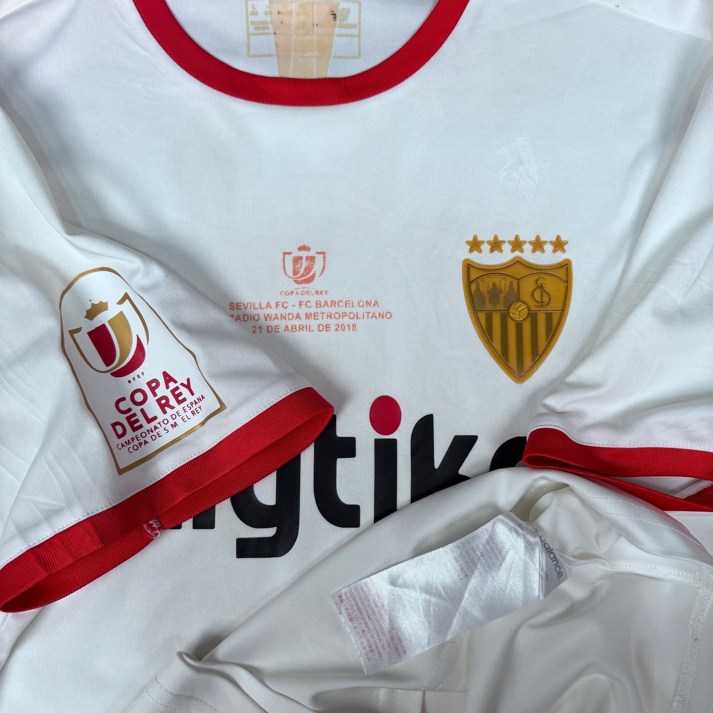 2017/18 Sevilla Home Copa del Rey Shirt - Ever Banega - L