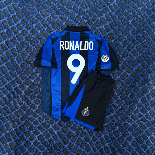 2001/02 Inter Milan Home Shirt with Short - Ronaldo Nazario - L