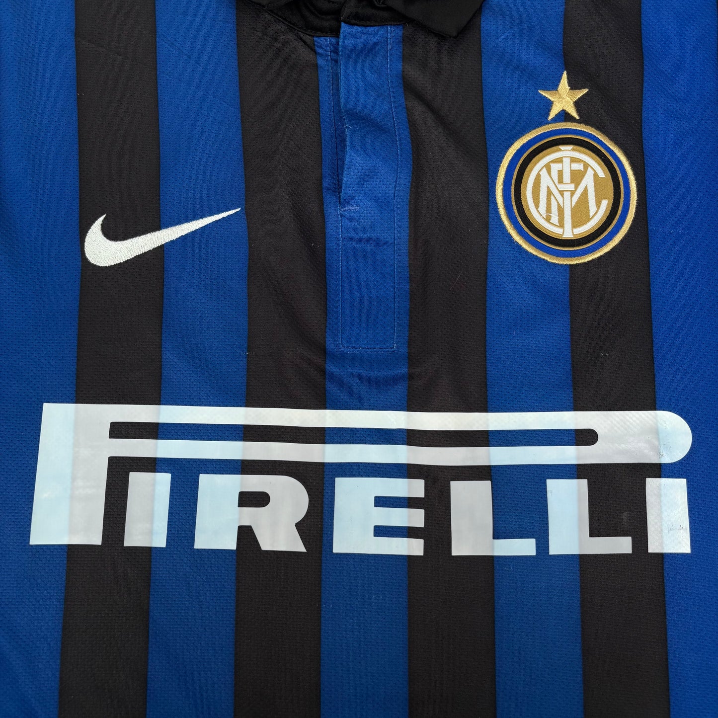2011/12 Inter Milan Home Shirt - Forlan - XL