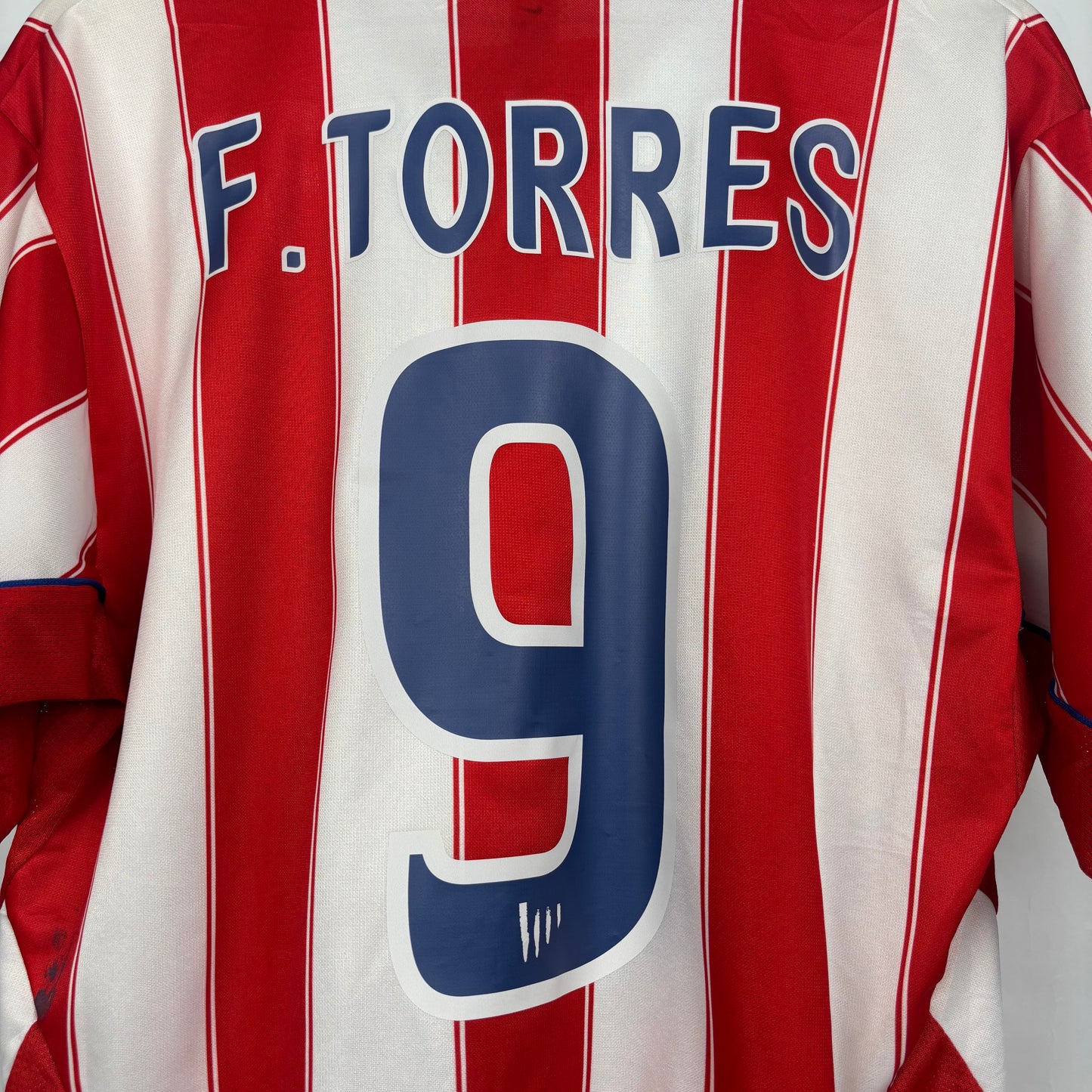 2003/04 Atletico Madrid Home Shirt - Torres