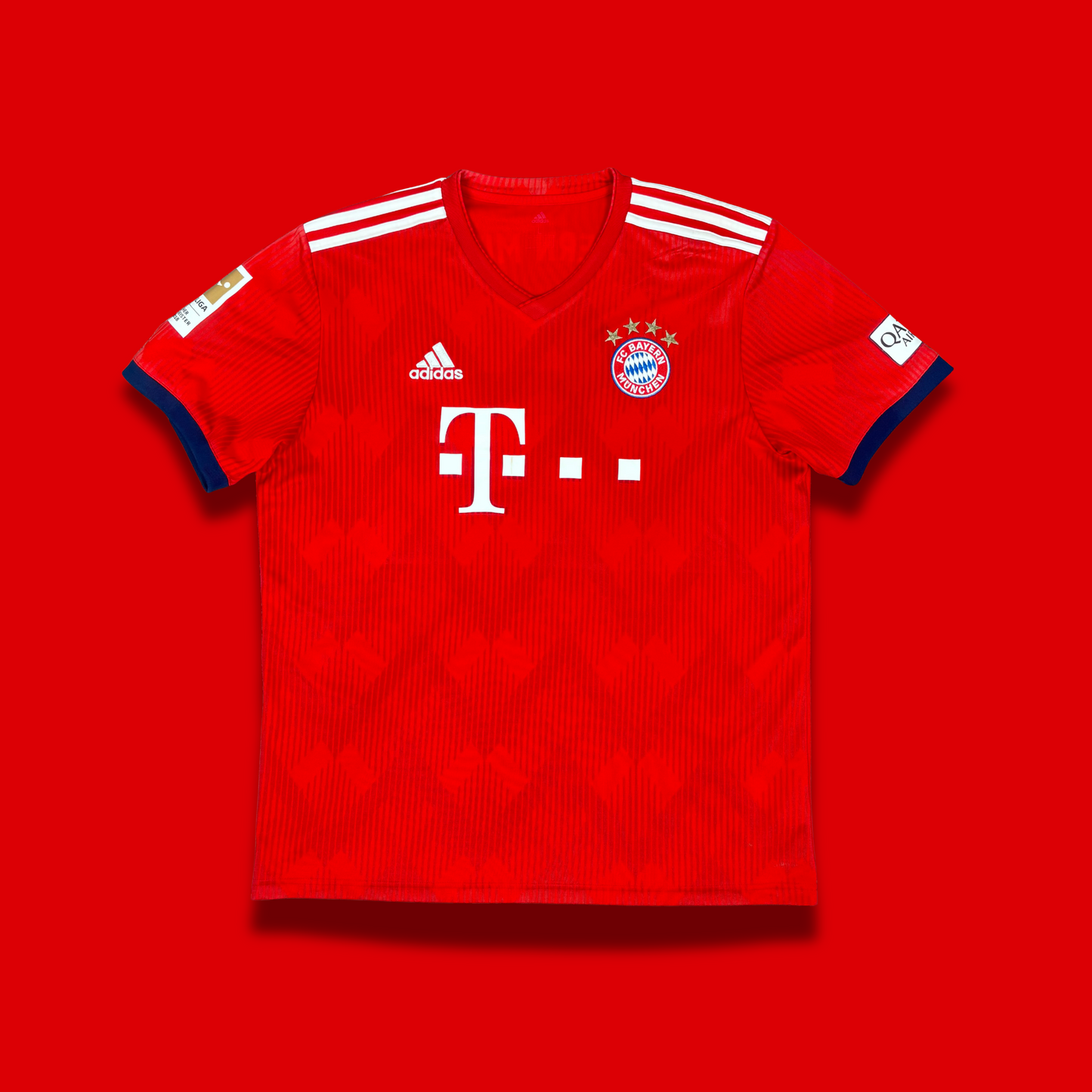 2018/19 Bayern Munich Home Shirt - James