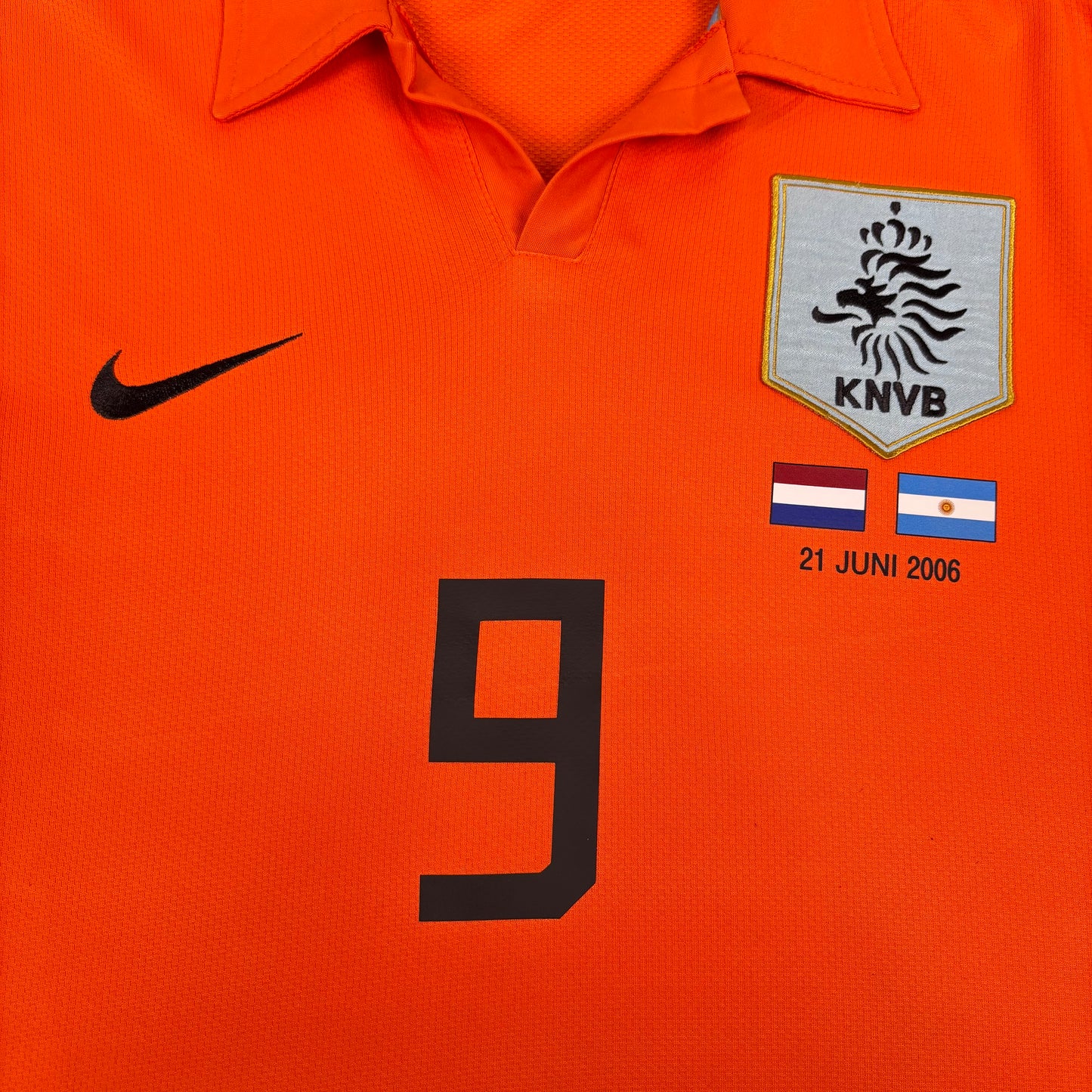 2006/07 Netherlands Home Shirt - van Nistelrooy - L