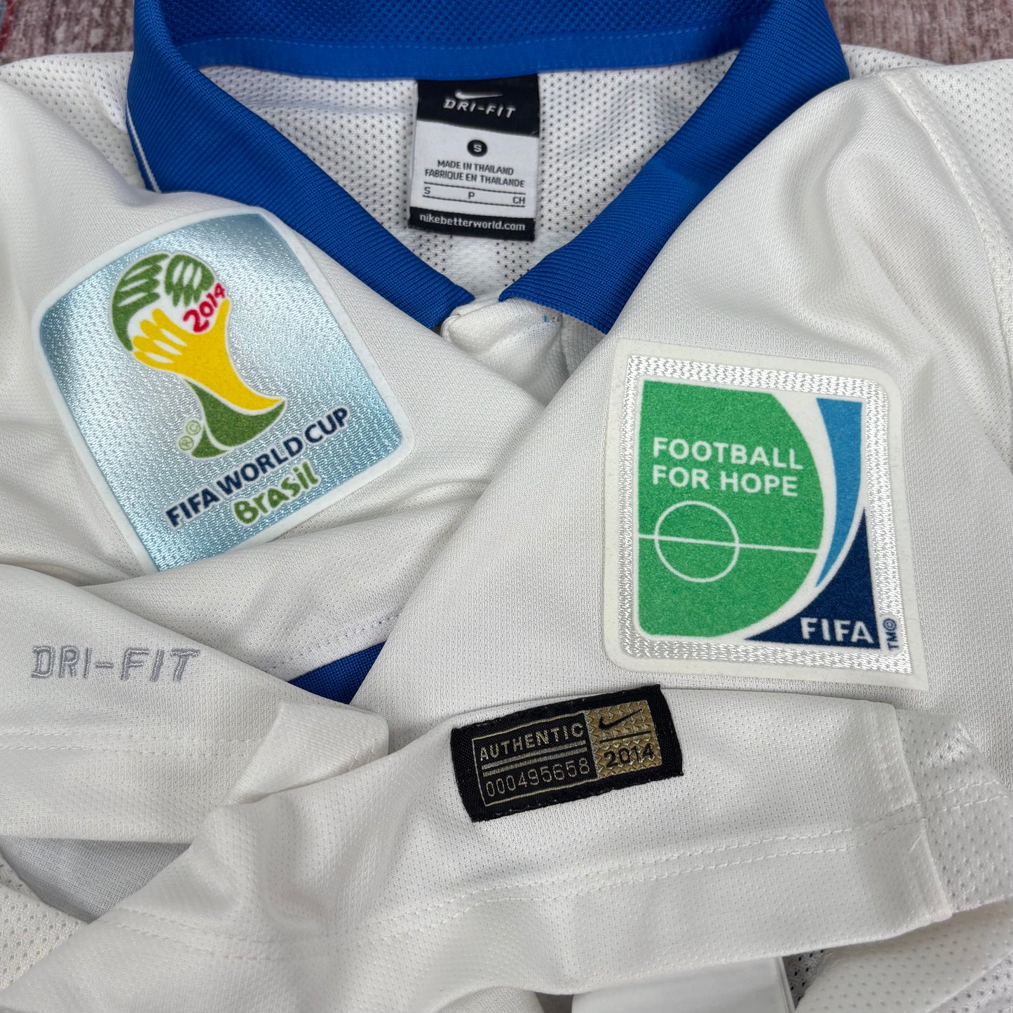 2014/15 Greece Home Shirt - P2R - Samaras - S
