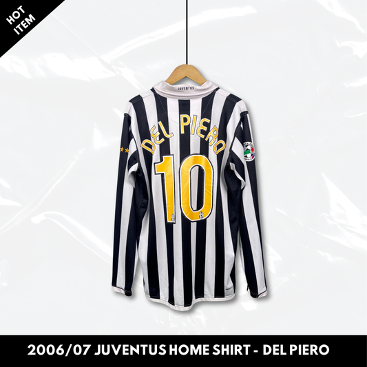 2006/07 Juventus Home Shirt - Del Piero - L