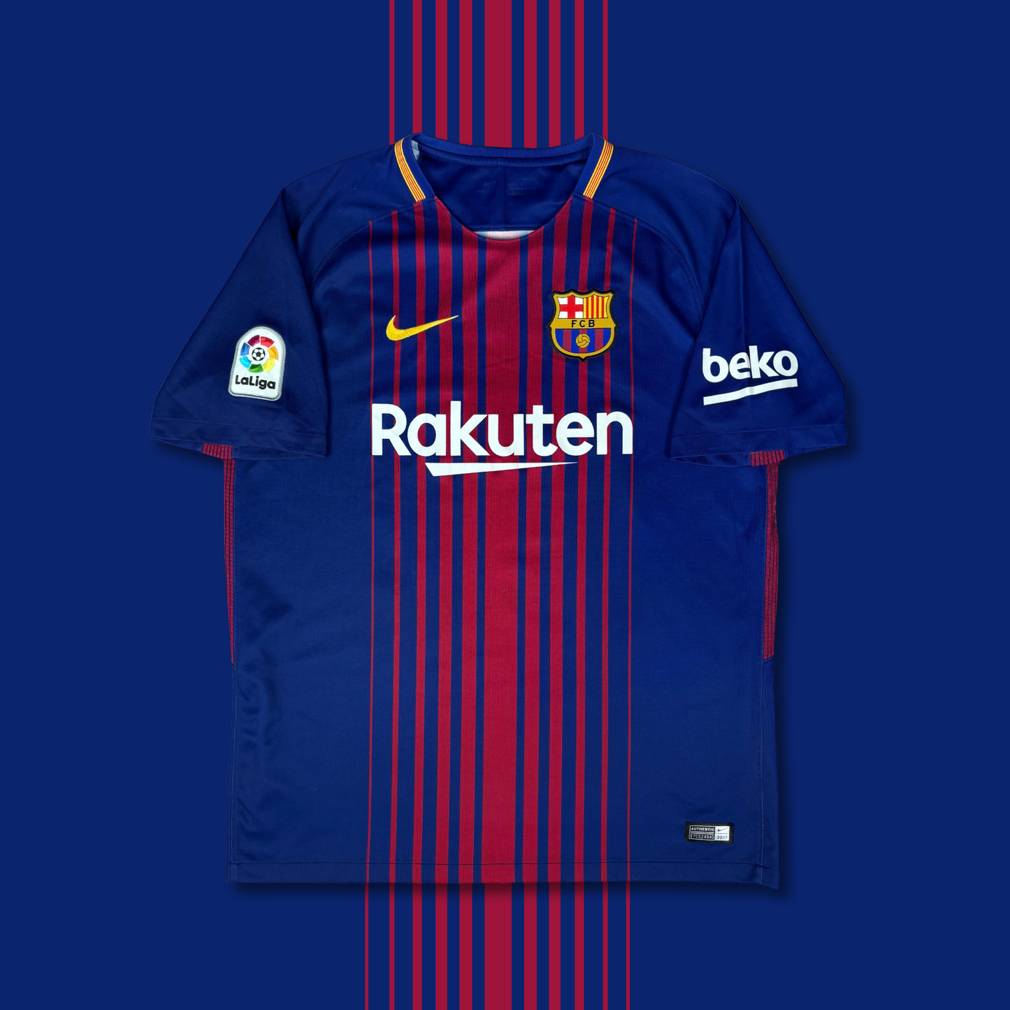 2017/18 Barcelona Home Shirt - Messi - M