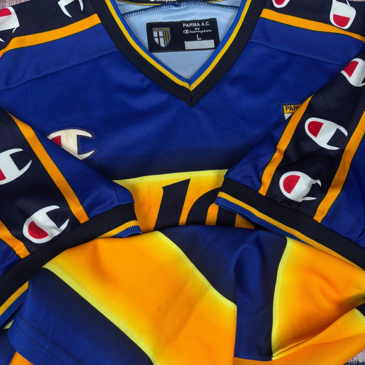 2001/02 Parma Home Shirt - Nakata - L