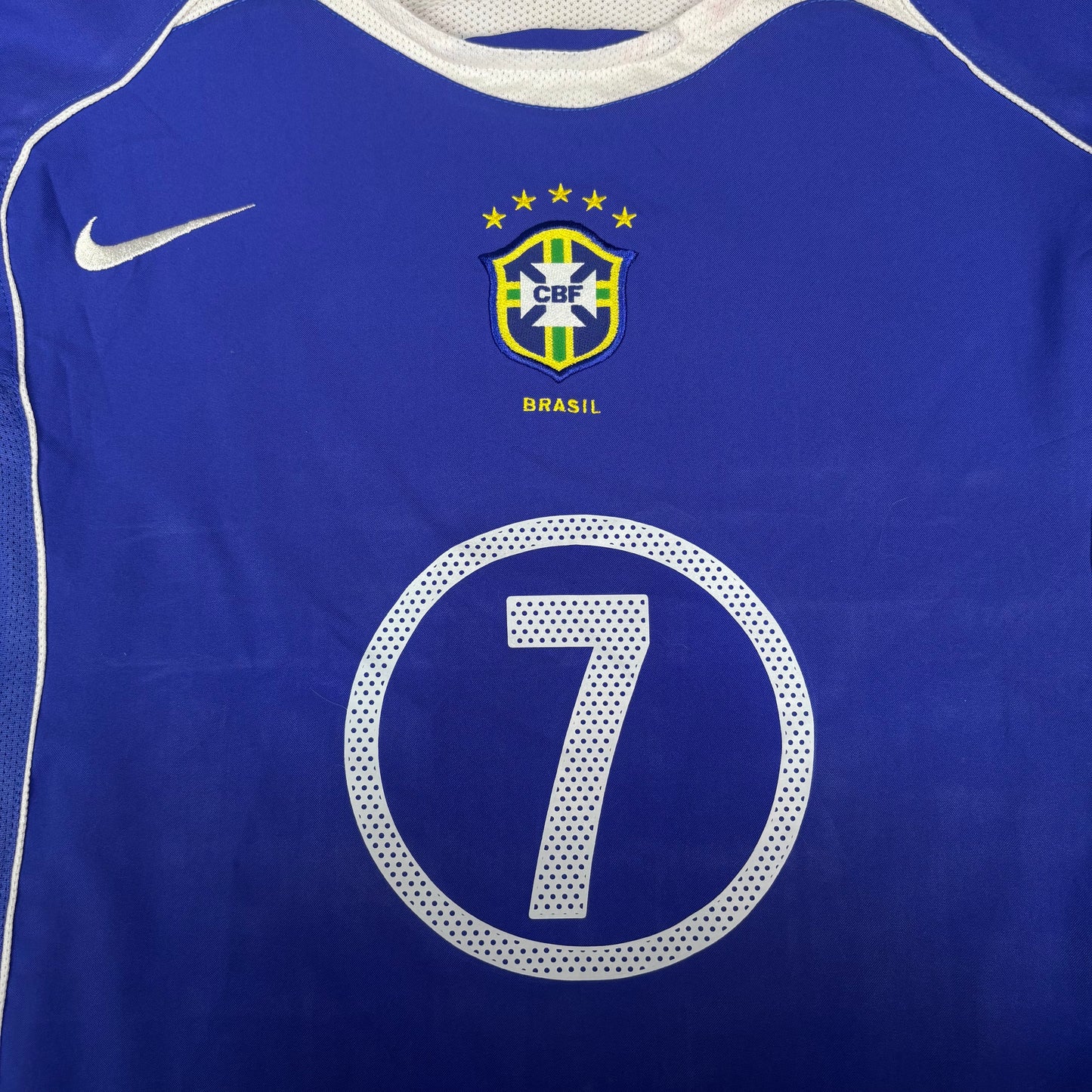 2004/05 Brazil Away Shirt - Ronaldinho - M