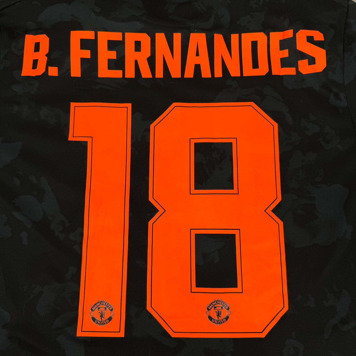 2019/20 Manchester United Third Shirt - Bruno Fernandes - M