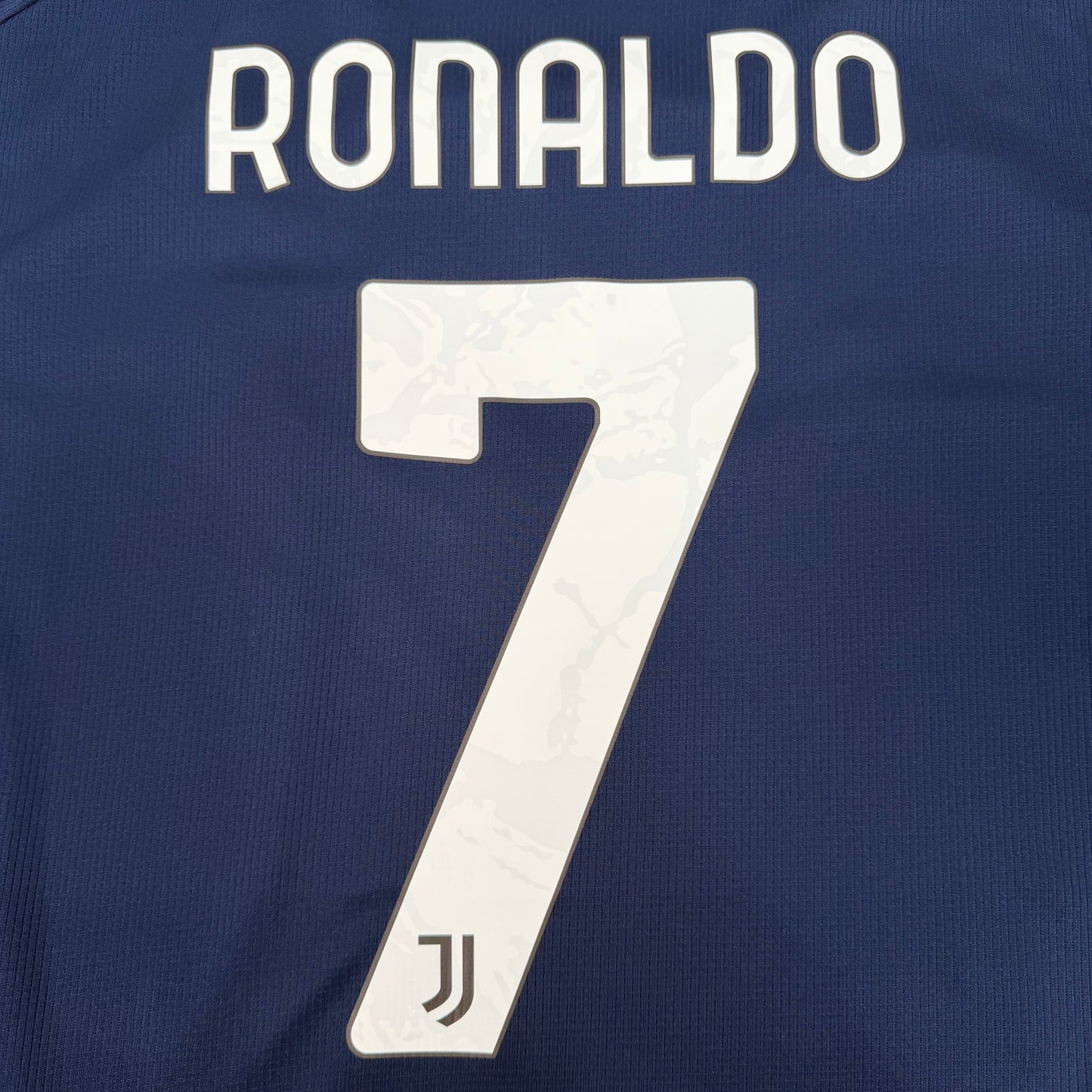2020/21 Juventus Away Shirt - Cristiano Ronaldo - M
