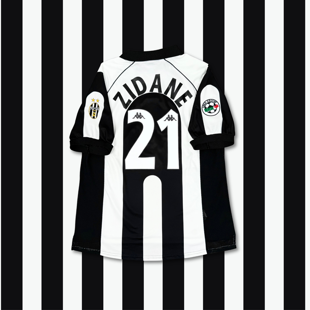 1997/98 Juventus Home Shirt - Zidane - L