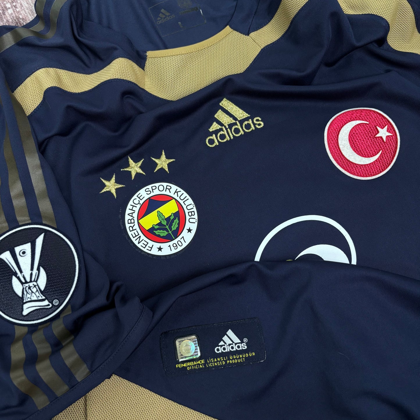 2004/05 Fenerbache Away Shirt - Anelka - M