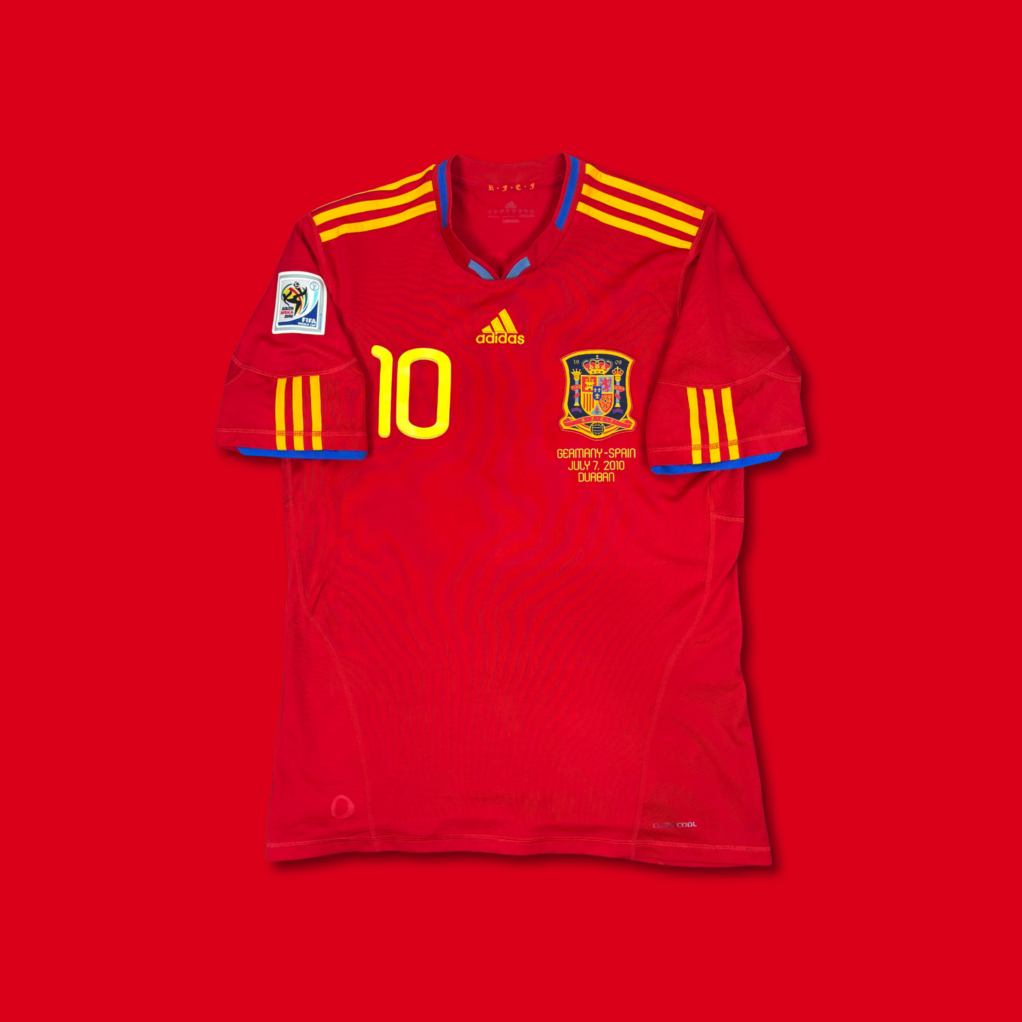2010/11 Spain Home Shirt - Fabregas - M