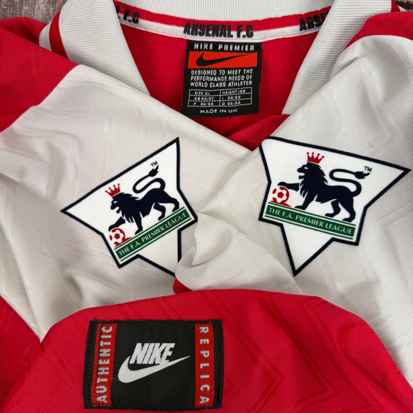 1996/97 Arsenal Home Shirt - Bergkamp - XL
