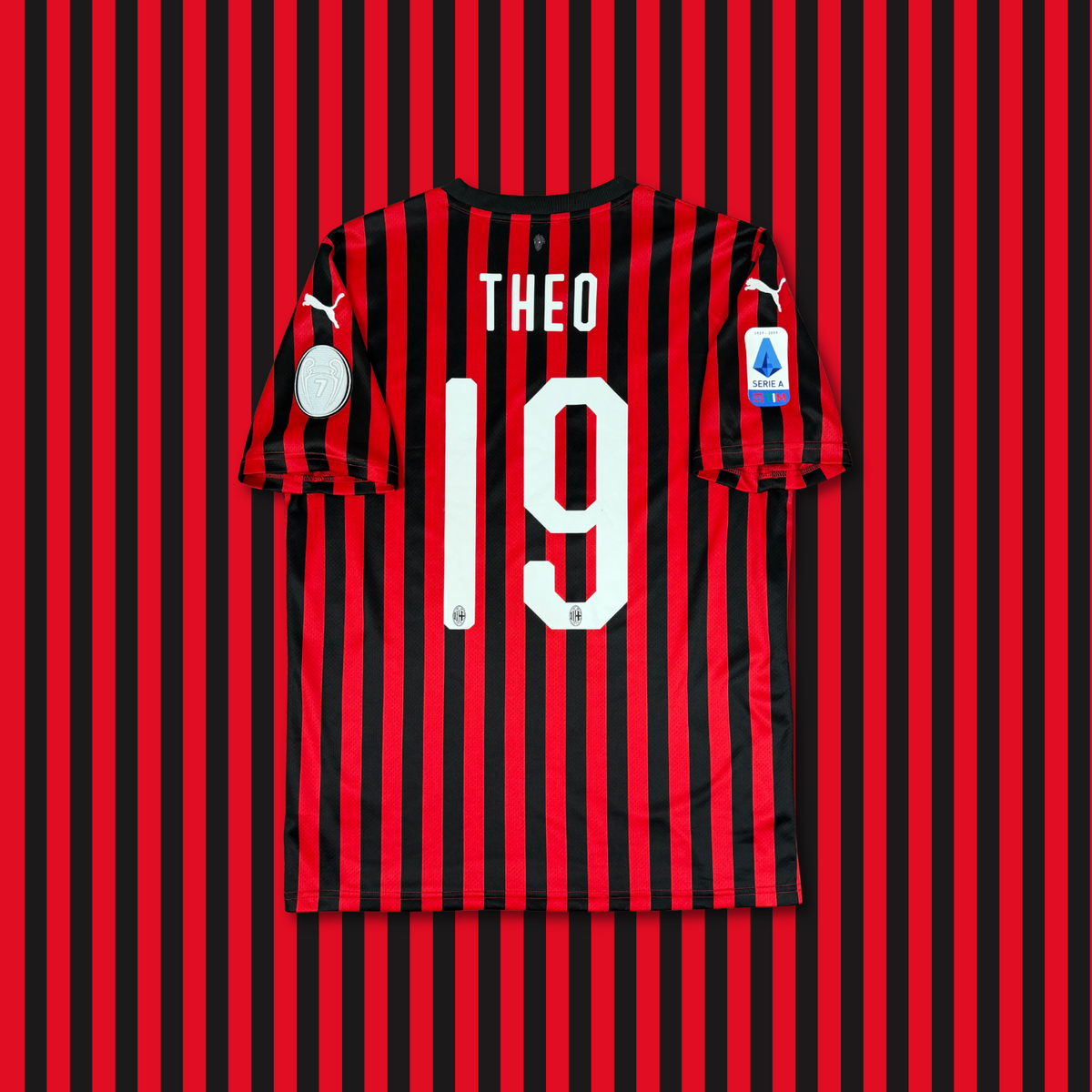 2019/20 AC Milan Home Shirt - Theo - M