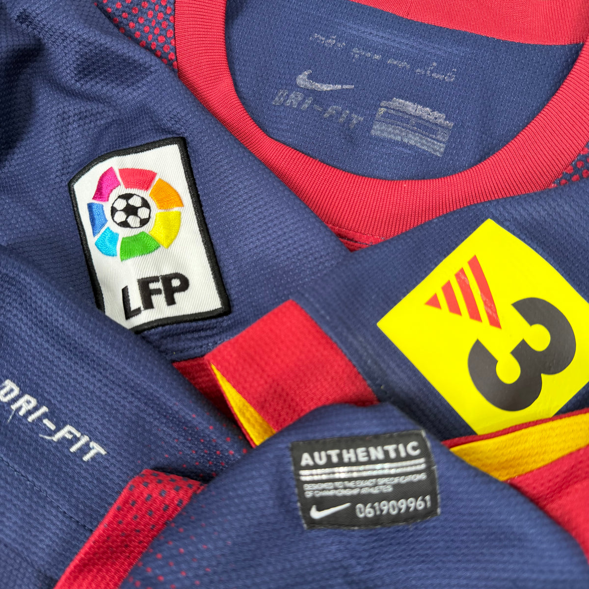 2012/13 Barcelona Home Shirt - Messi - S