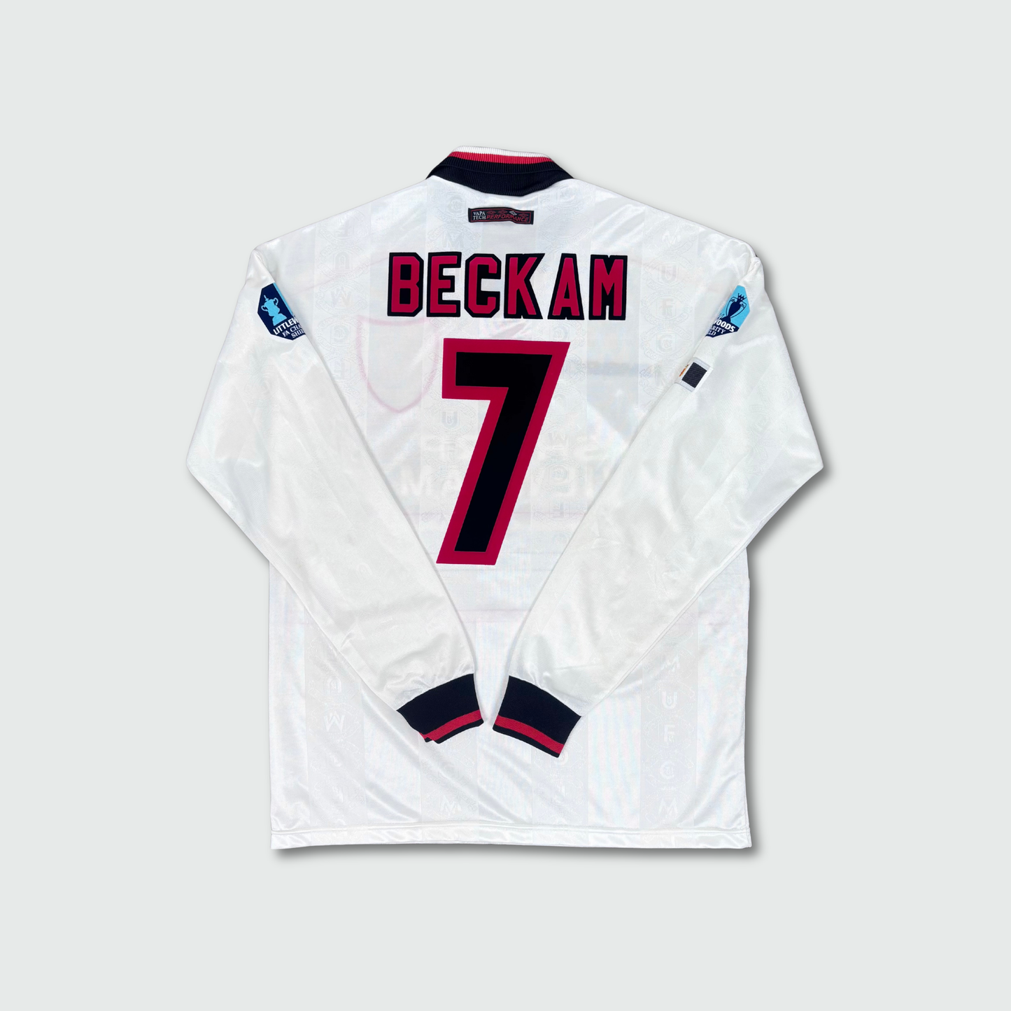 1997/98 Manchester United Away Longsleeve Shirt - David Beckham - M
