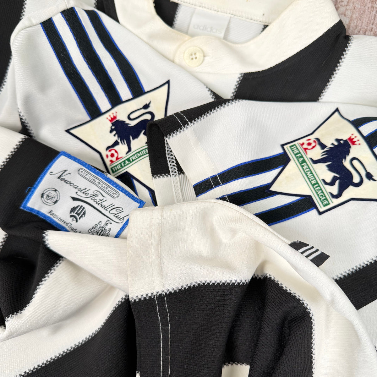 1996/97 Newcastle Home Shirt - Ginola - XL
