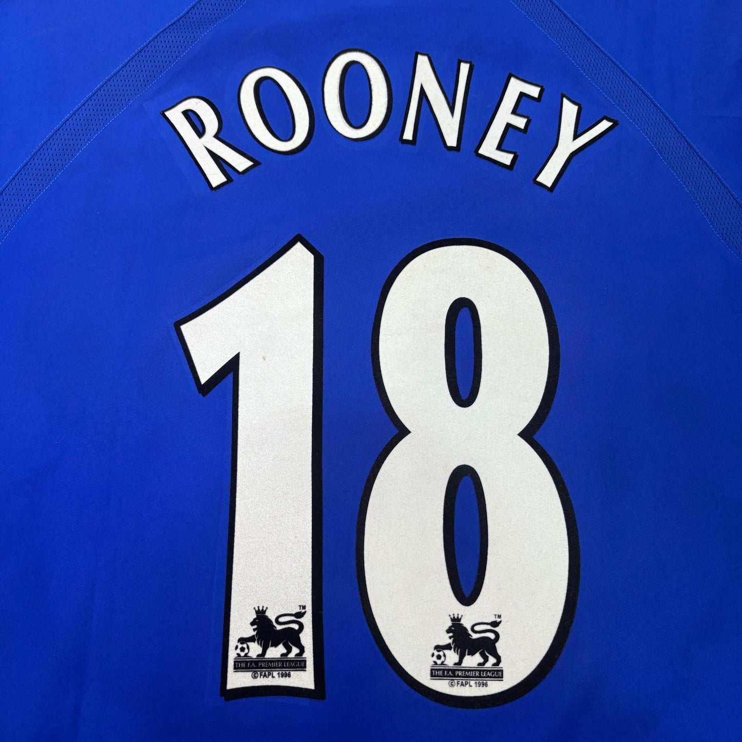 2003/04 Everton Home Longsleeve Shirt - Rooney - M