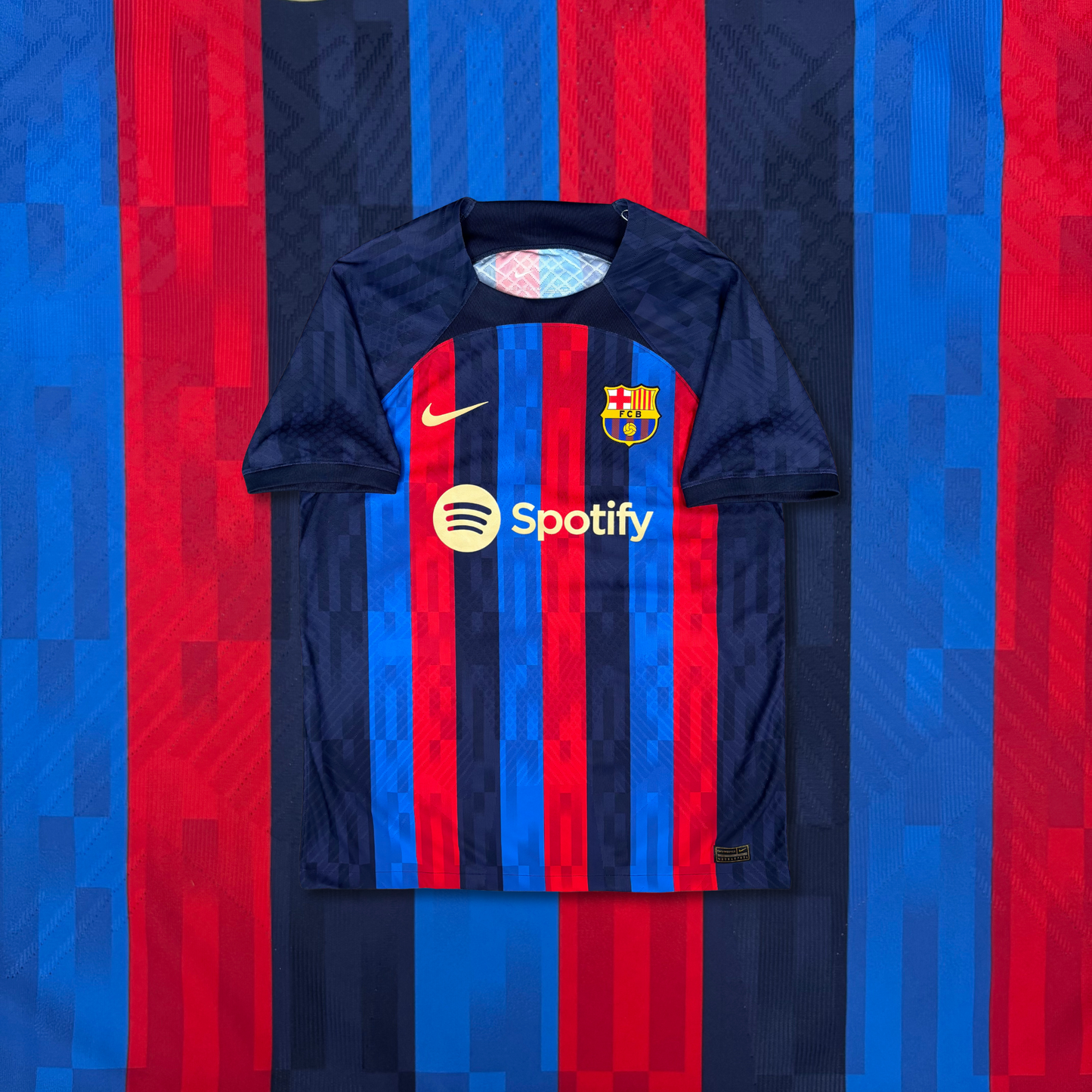 2022/23 Barcelona Home Shirt - Player Issue - Lewandowski - L