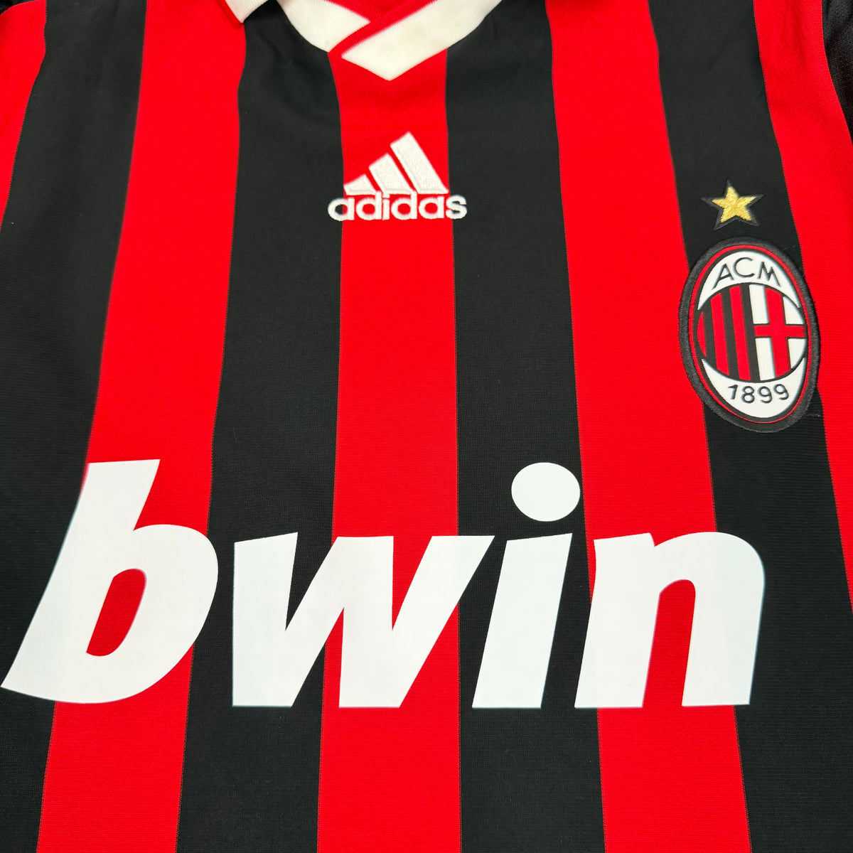 2009/10 AC Milan Home Longsleeve Shirt - Ronaldinho - M