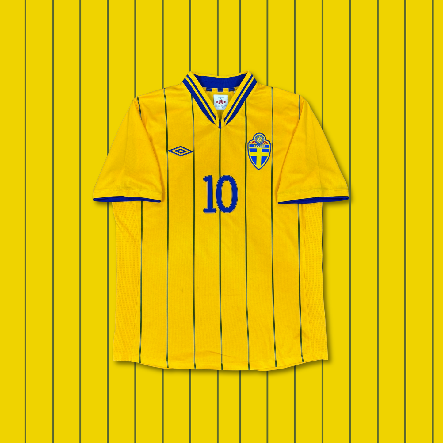 2012/13 Sweden Home Shirt - Ibrahimovic - L