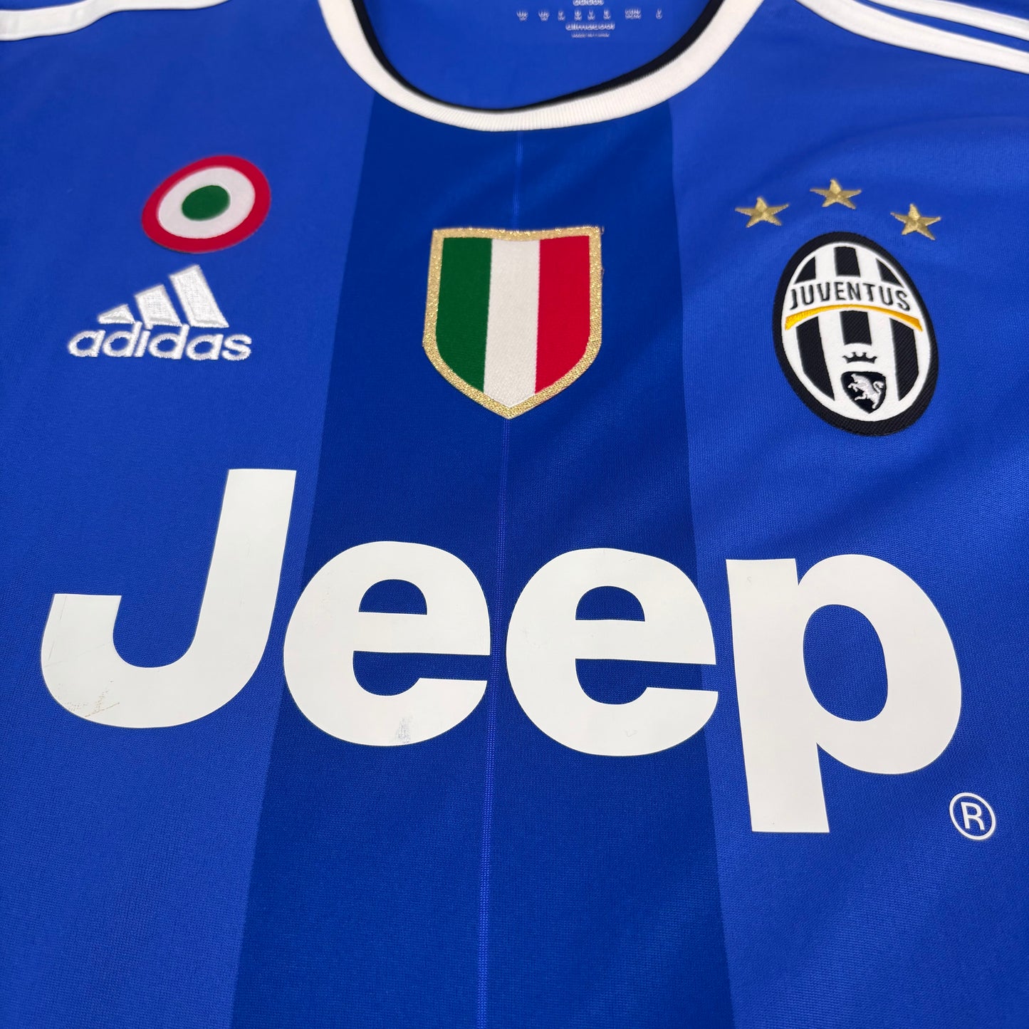 2016/17 Juventus Away Shirt - Dybala - M