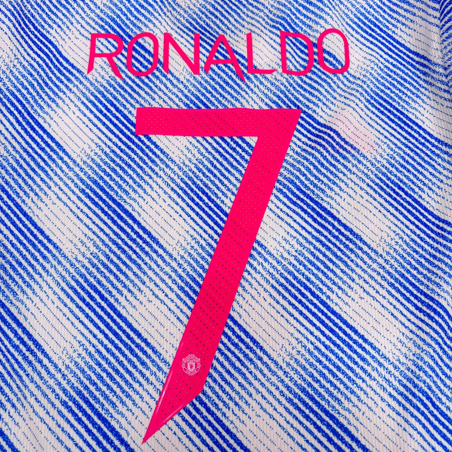 2021/22 Manchester United Away Shirt - Ronaldo - L