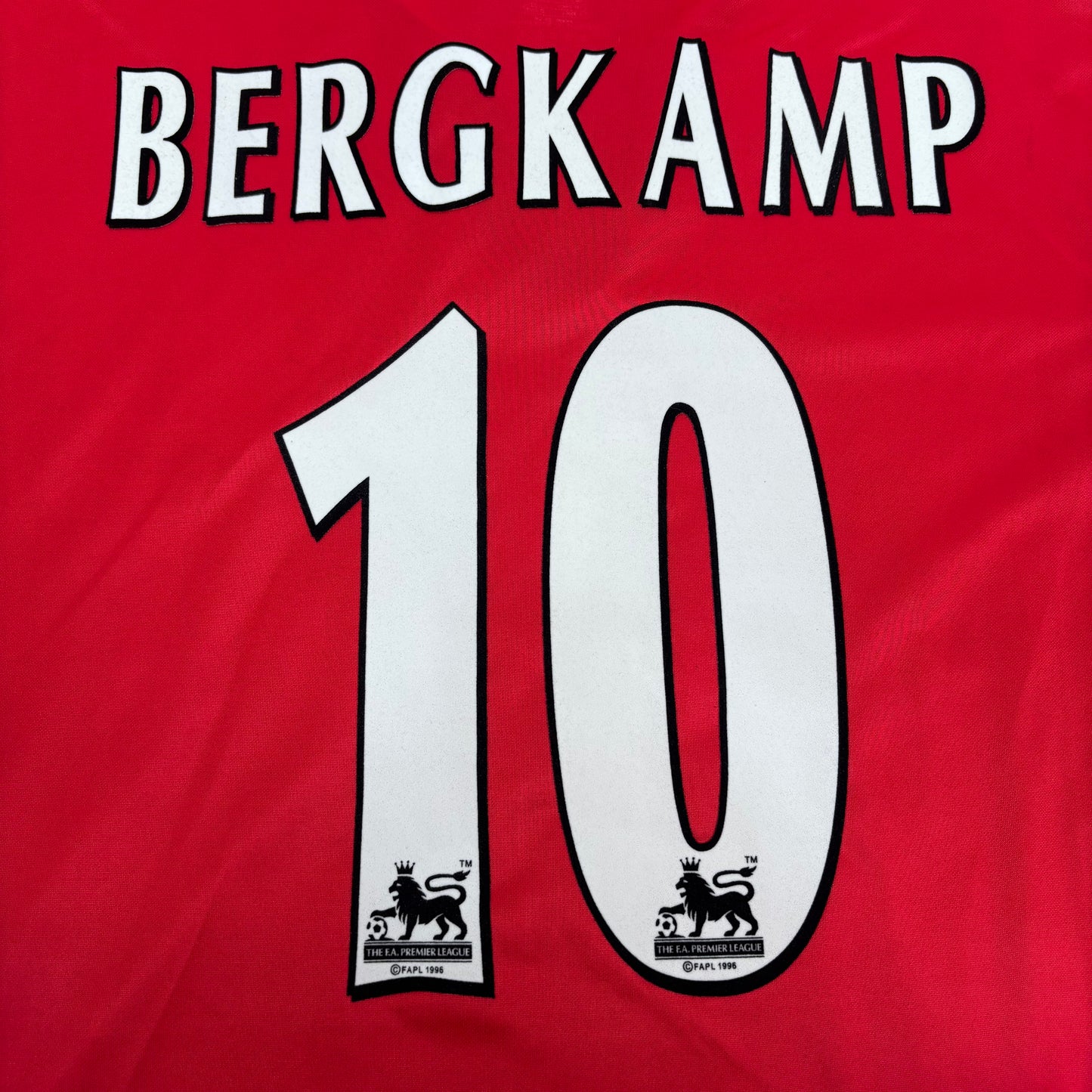 1999/00 Arsenal Home Shirt - Bergkamp - M