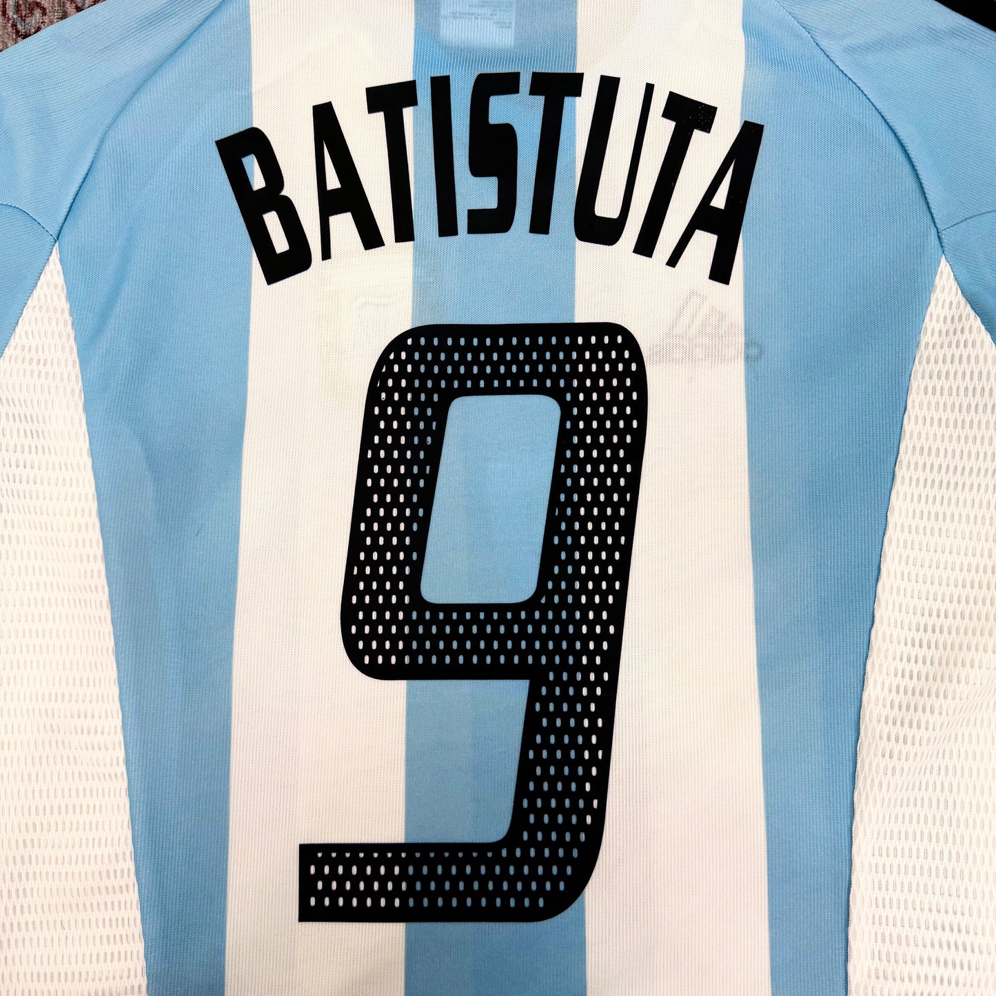 2002/03 Argentina Home Shirt - Batistuta - L