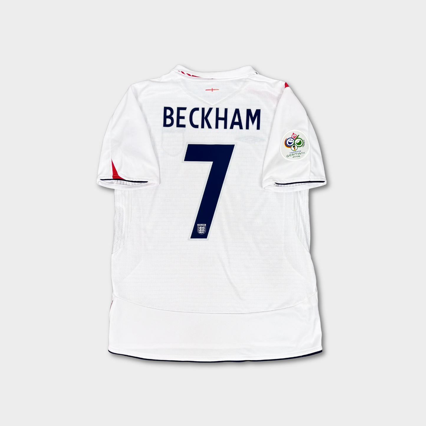 2006/07 England Home Shirt - Beckham - M