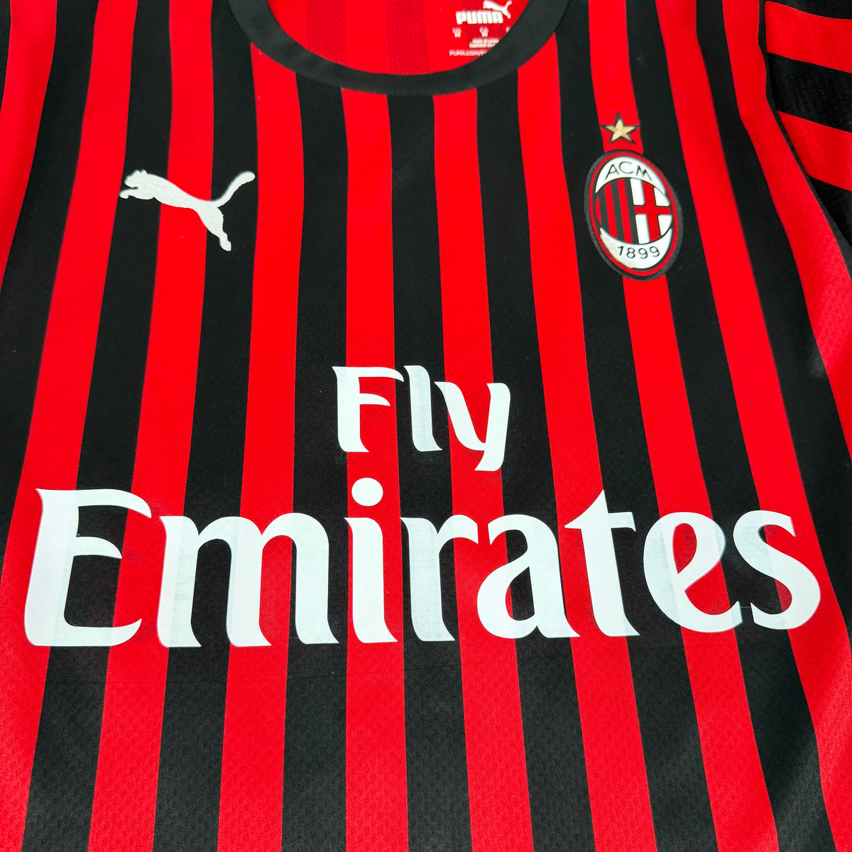 2019/20 AC Milan Home Shirt - Theo - M