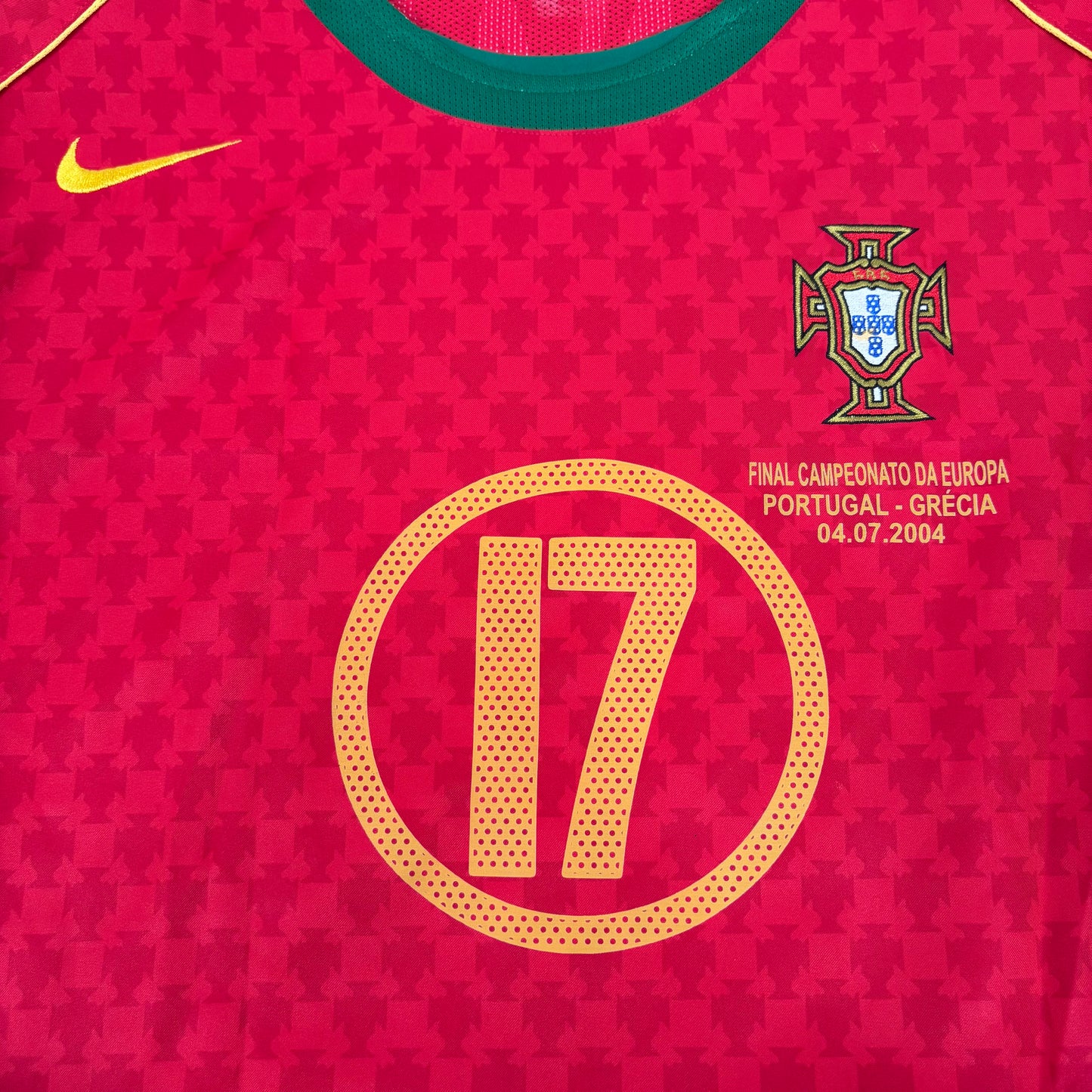 2004/05 Portugal Home Shirt - Cristiano Ronaldo - XL