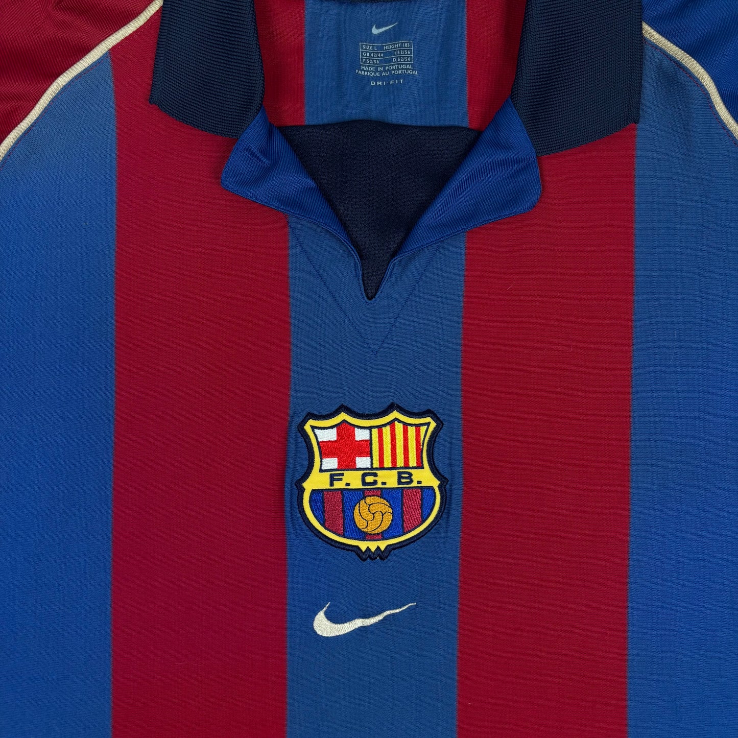 2001/02 Barcelona Home Shirt - Rivaldo - L