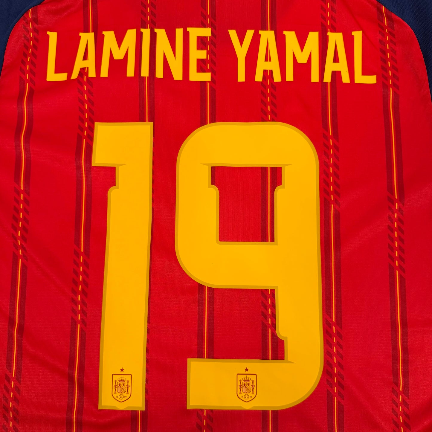 2026/27 Spain Home Shirt - Lamine Yamal - New with Tag - M