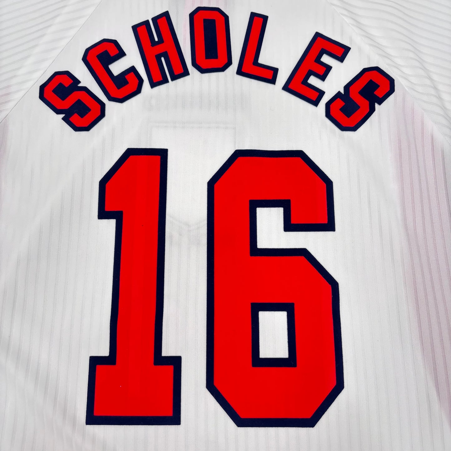 1998/99 England Home Shirt - Scholes - L