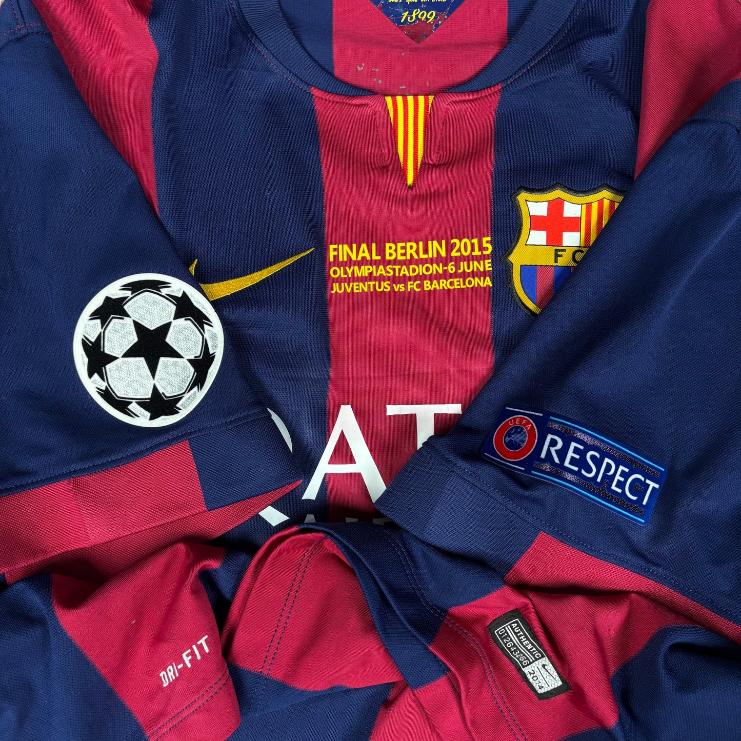2014/15 Barcelona Home Shirt - Messi - XL