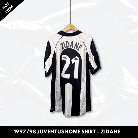 1997/98 Juventus Home Shirt - Zidane - L