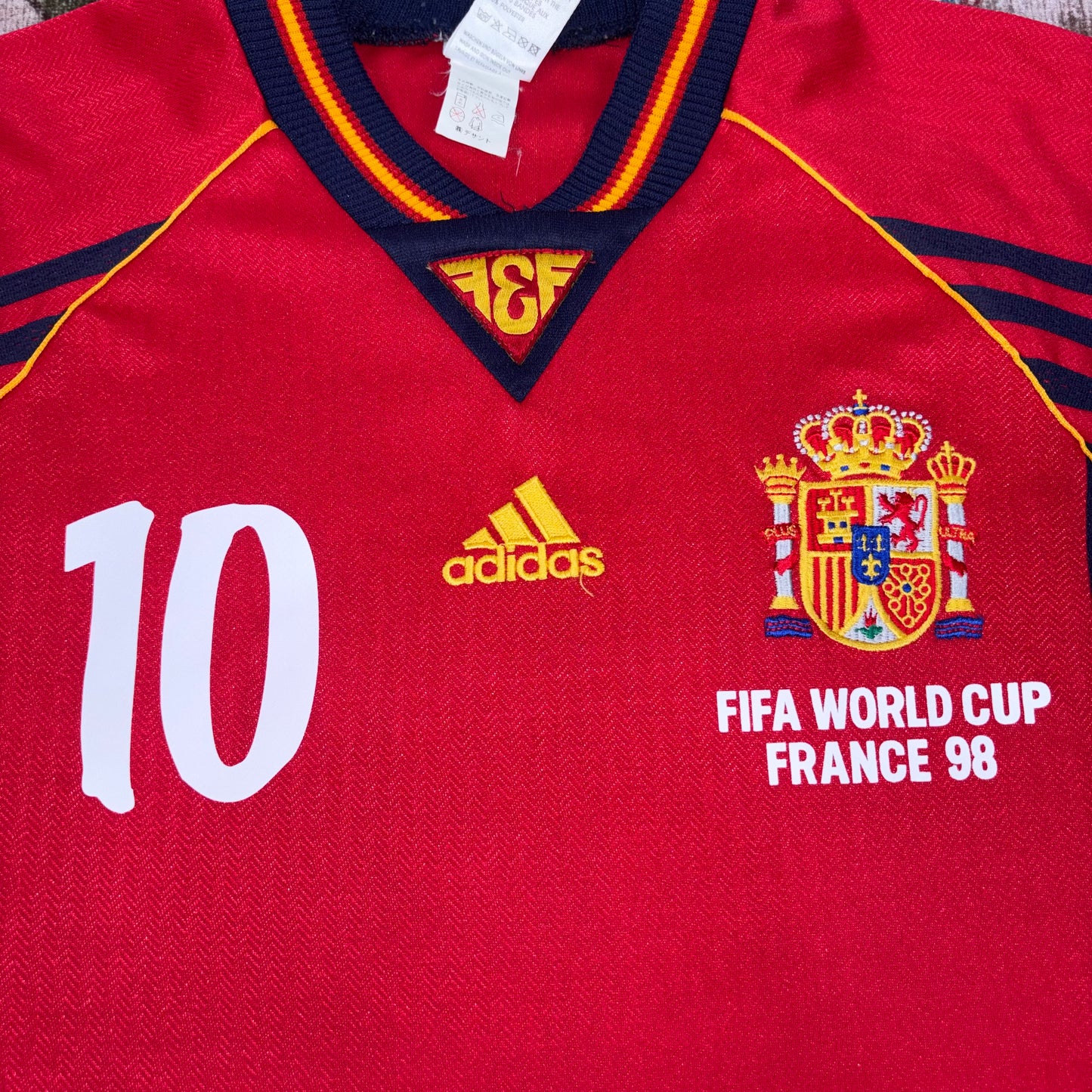1998/99 Spain Home Shirt - Raul - M