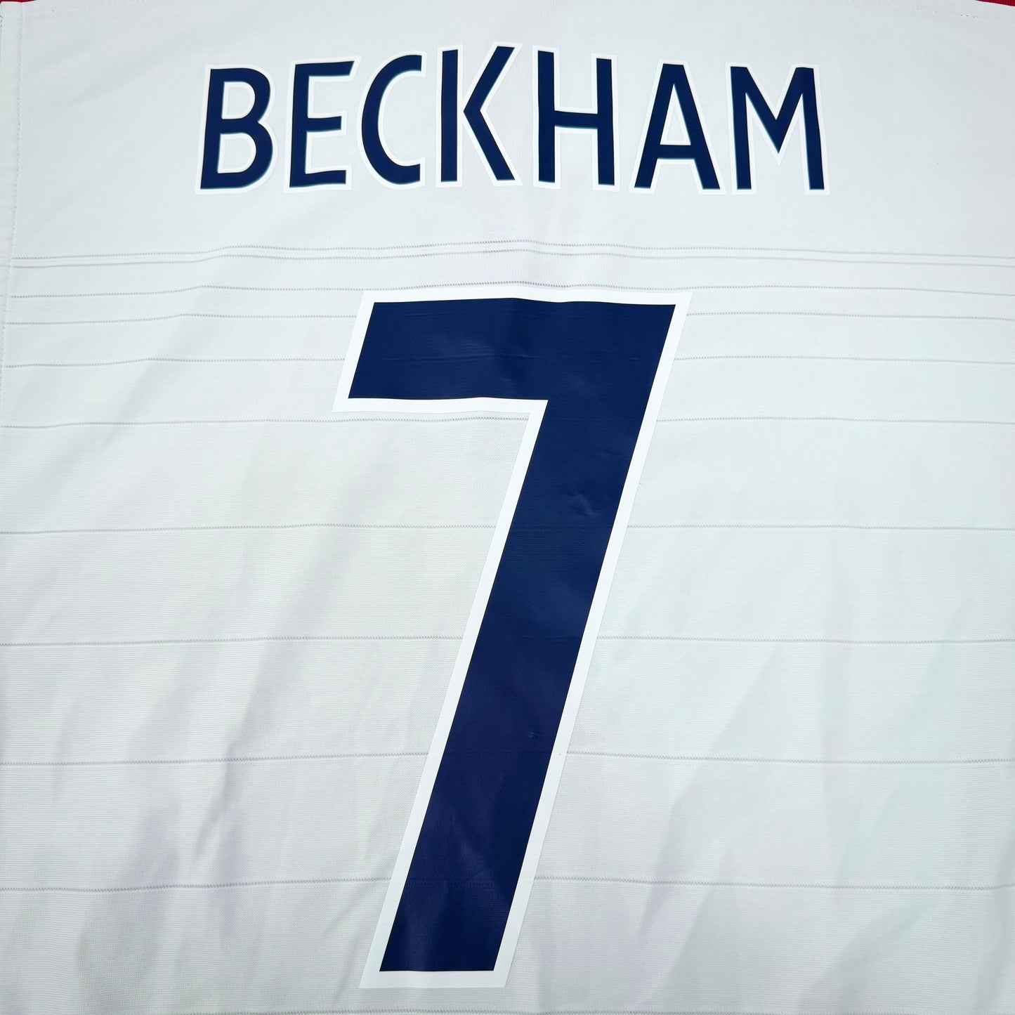 2004/05 England Home Shirt - Beckham - M