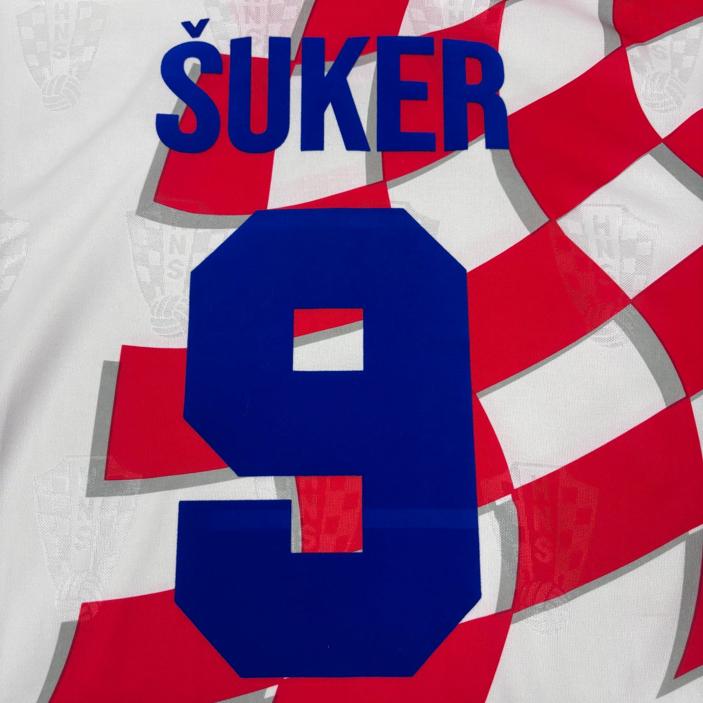 1998/99  Croatia Home Shirt - Suker - L