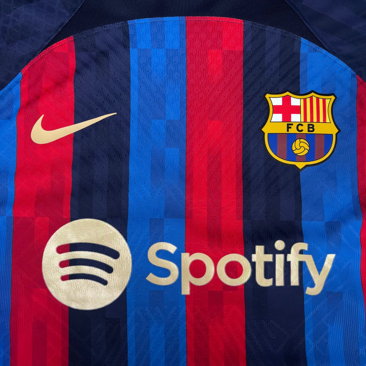 2022/23 Barcelona Home Shirt - Player Issue - Lewandowski - L