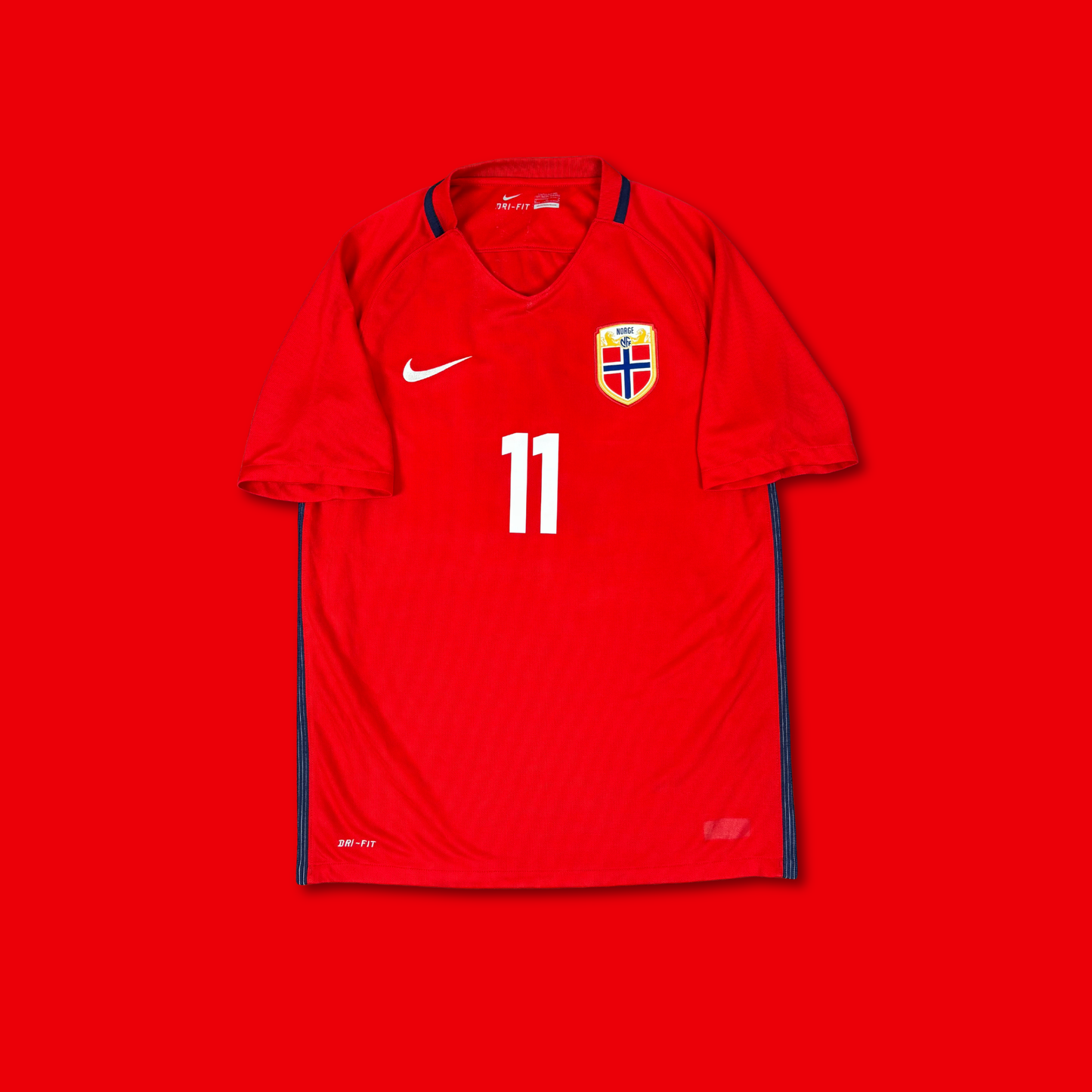 2016/17 Norway Home Shirt - Odegaard - M