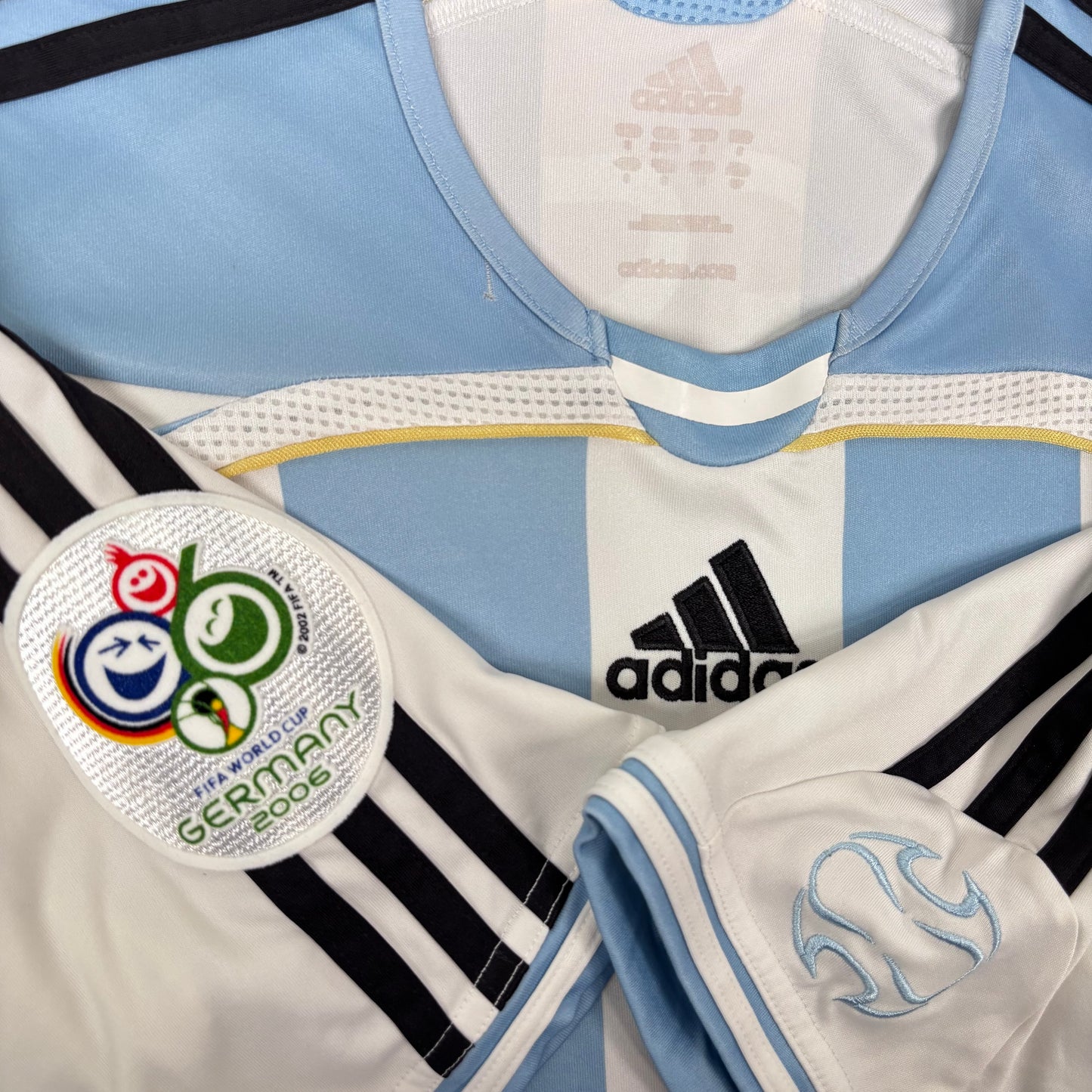 2006/07 Argentina Home Shirt - Messi - S