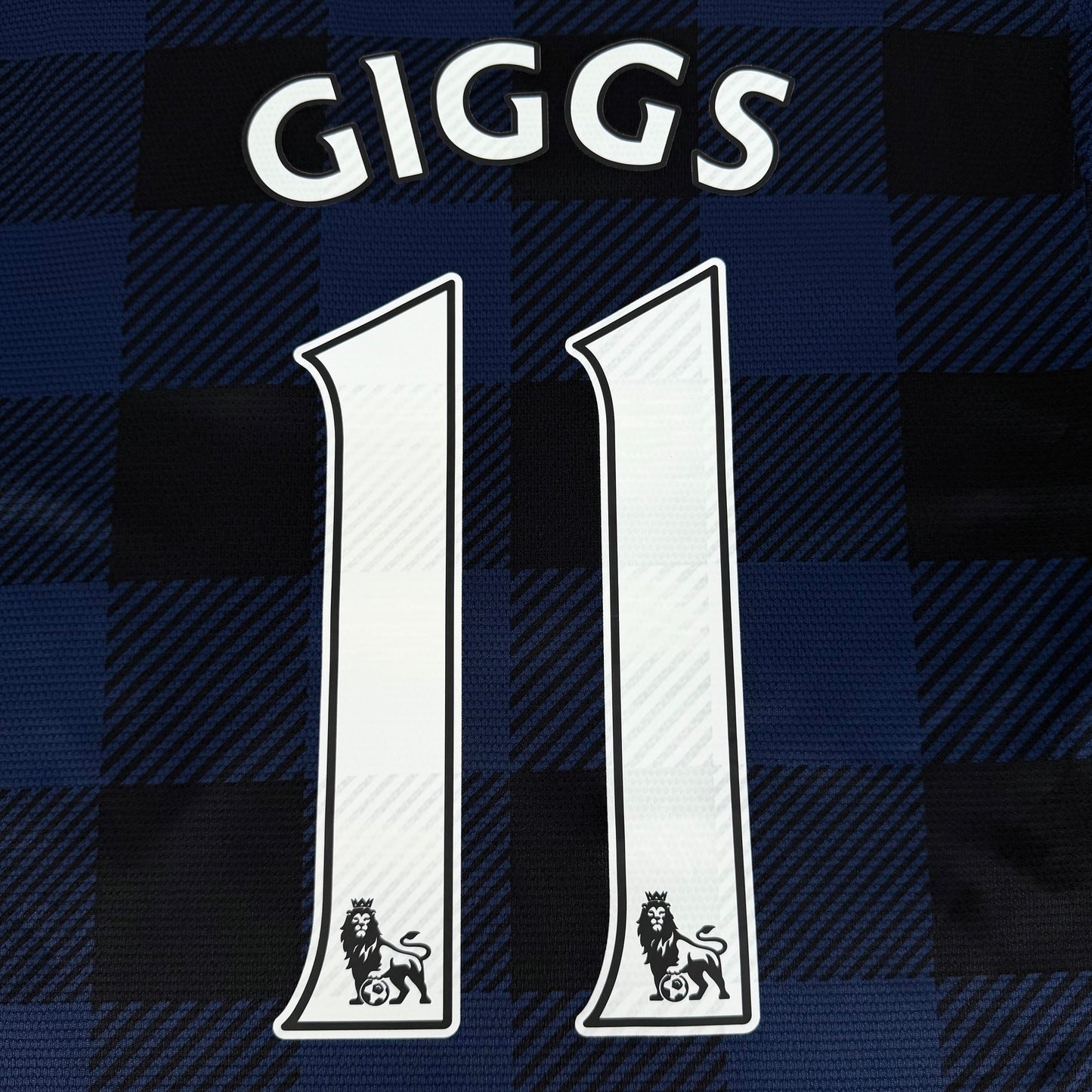 2013/14 Manchester United Away Shirt - Gigs  - M